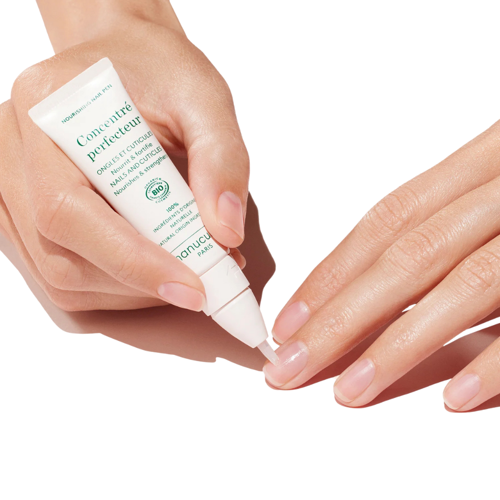 application du concentré perfecteur de manucurist