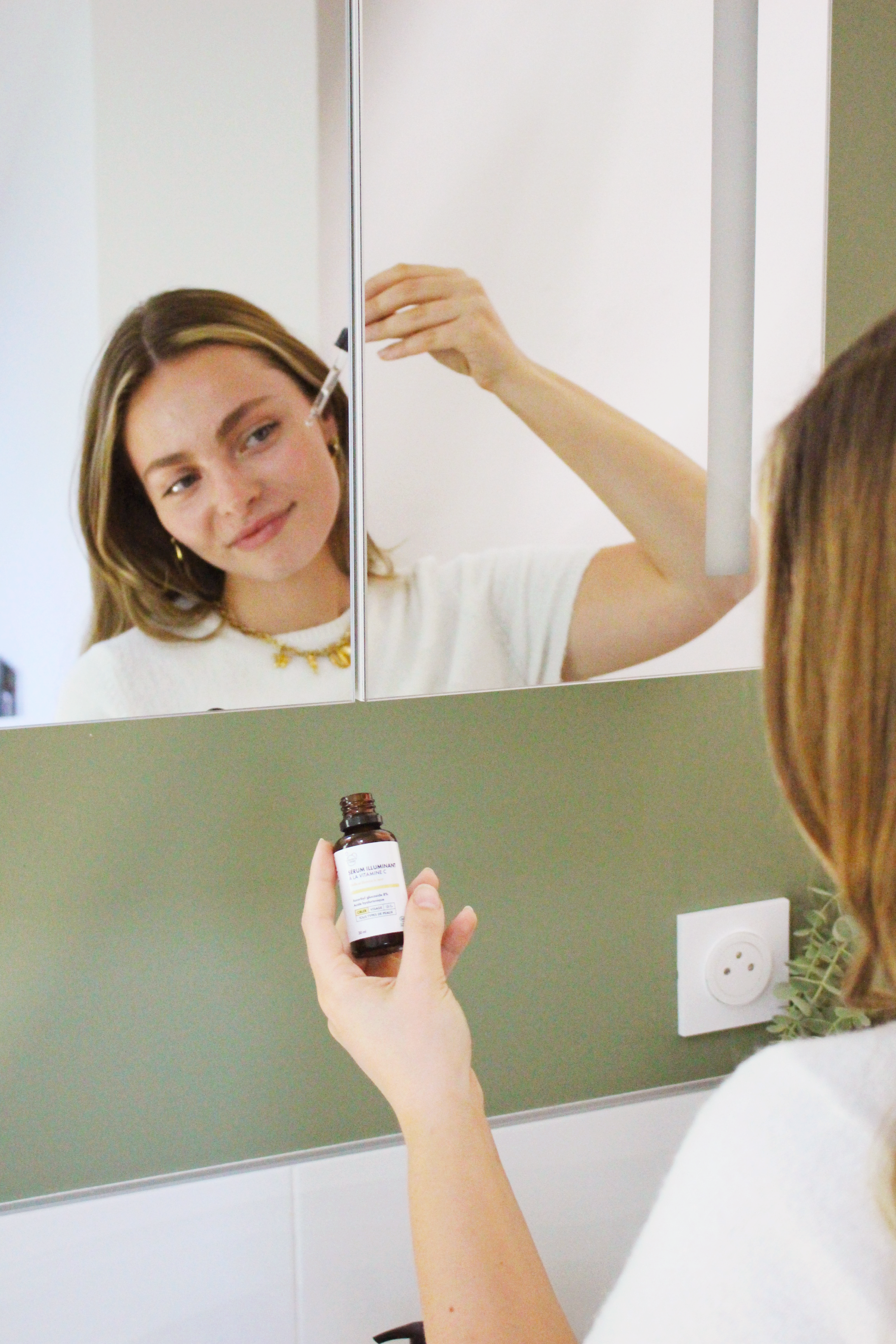 Sérum Illuminant à la Vitamine C par CLÉMENCE & VIVIEN – vue complémentaire 2