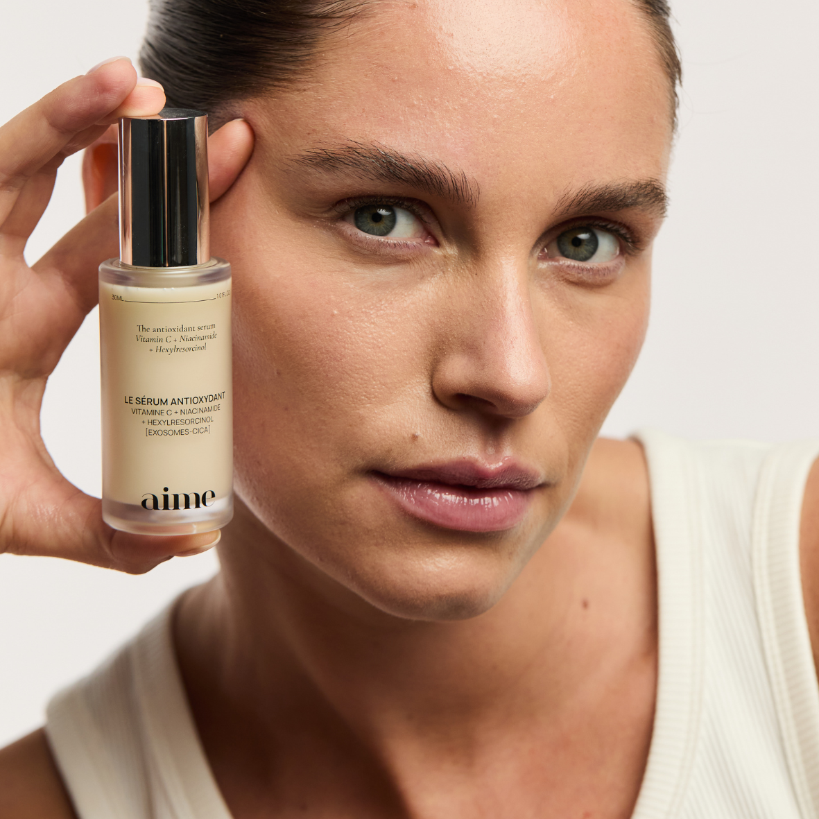 Le Sérum Antioxydant AIME – vue complémentaire 3