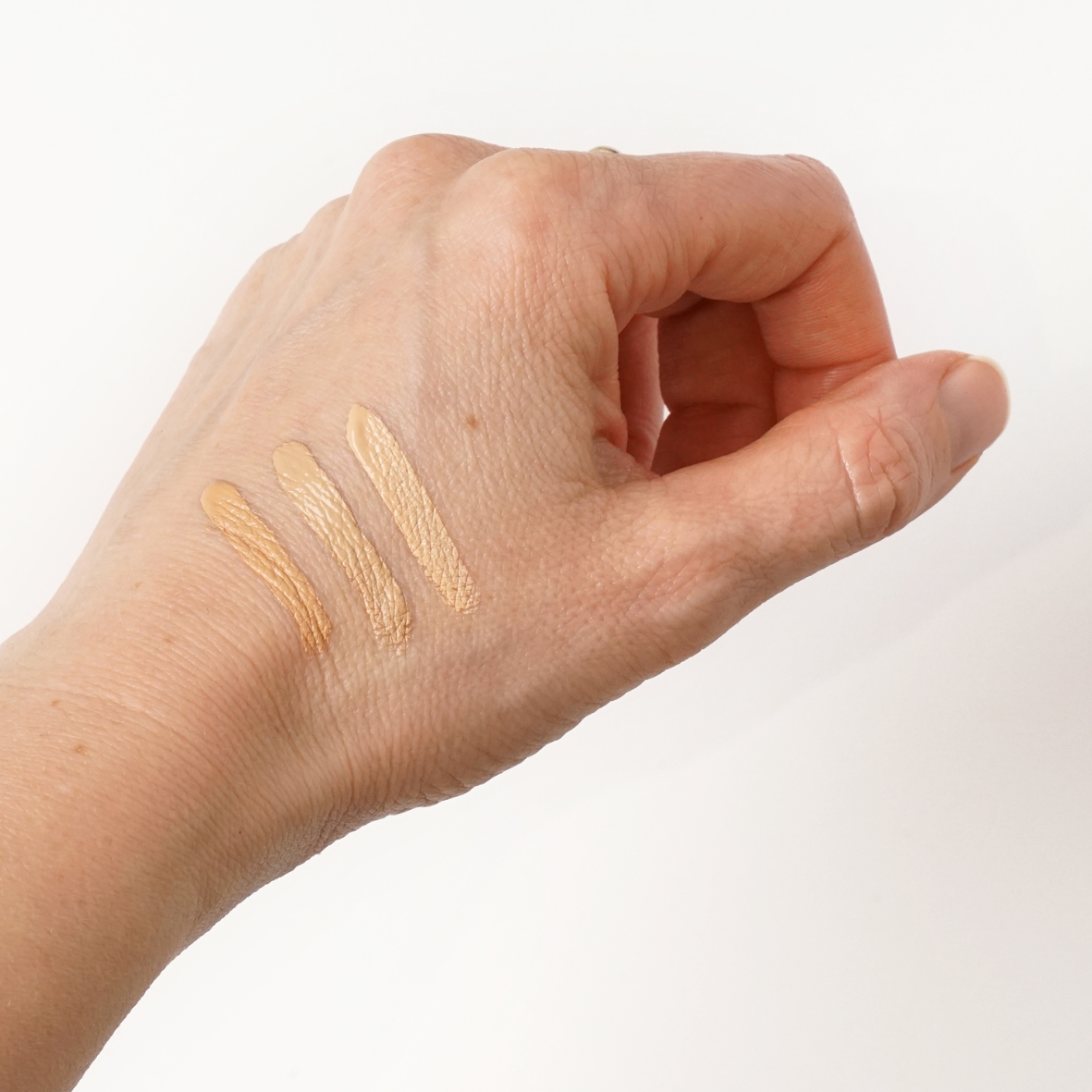 Anticernes Radiance par ZAO – vue complémentaire 2