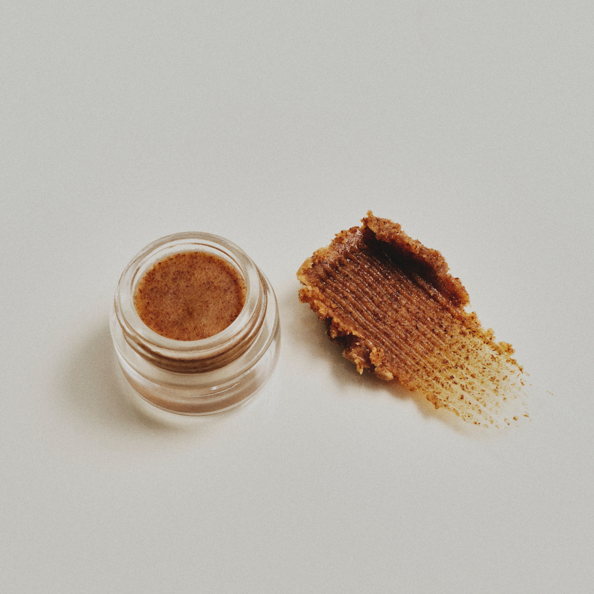 Exfoliant Lèvres à la Pomme par ODEN – vue principale du produit